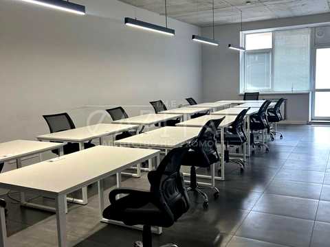 комерційна за адресою Київ, Лесі Українки бульв., 7-Б