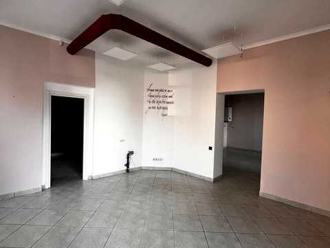 коммерческая по адресу Богдана Хмельницкого ул., 82