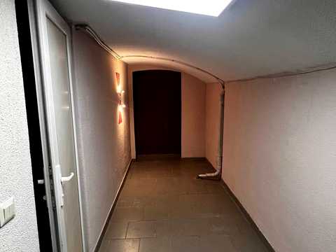 коммерческая по адресу Богдана Хмельницкого ул., 82