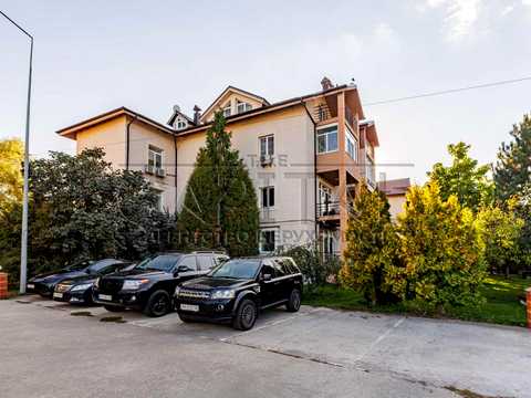 квартира по адресу Озерна ул., 10
