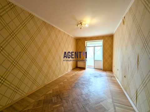 квартира за адресою Любомира Гузара просп. (Космонавта Комарова), 38-А