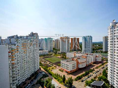 коммерческая по адресу Миколы Бажана просп., 16