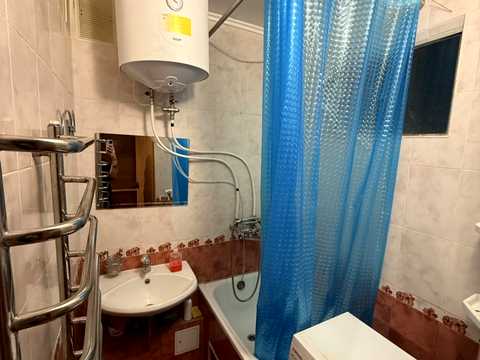 квартира за адресою Євгена Коновальця вул. (Щорса), 15 к2