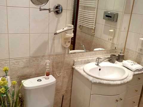квартира за адресою Бориса Грінченка вул., 4