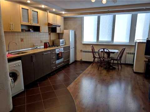 квартира по адресу Златопольская ул., 3