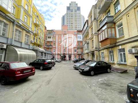 квартира по адресу Жилянская ул., 7-А