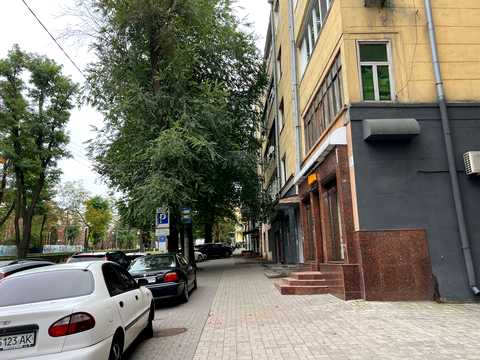коммерческая по адресу Дмитрия Яворницкого просп. (Карла Маркса), 31