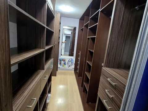 квартира за адресою Дарницький бульв., 8
