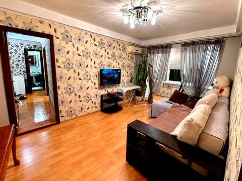 квартира за адресою Олега Мудрака вул. (Генерала Наумова), 27
