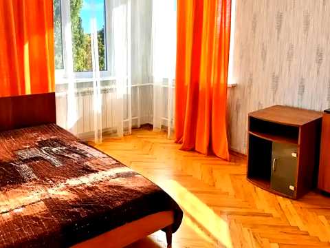 квартира за адресою Зодчих вул., 18-А