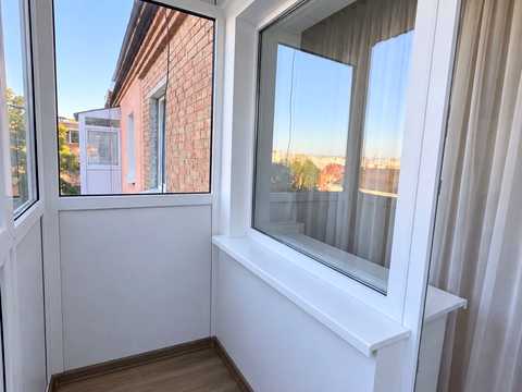 квартира за адресою Арсенія Тарковського вул. (Володарського), 1а
