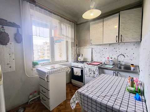 квартира за адресою Ореста Левицького вул. (Академіка Курчатова), 9/21