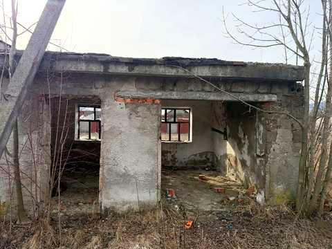 комерційна за адресою Свалява, Гірська, 144