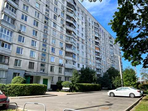 квартира за адресою Старицького вул., 15