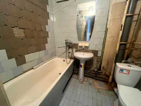 квартира за адресою Старицького вул., 15