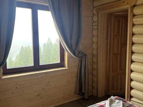дом по адресу с.Ростока