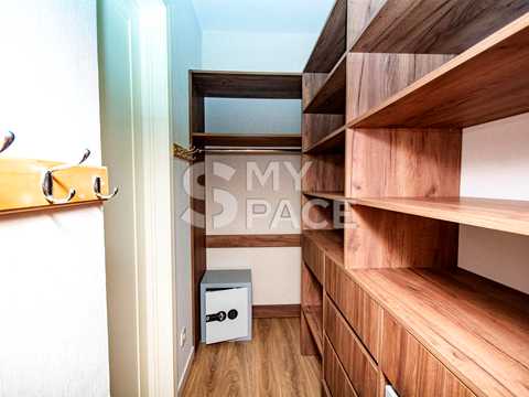 квартира за адресою Набережно-Рибальська дорога вул., 3