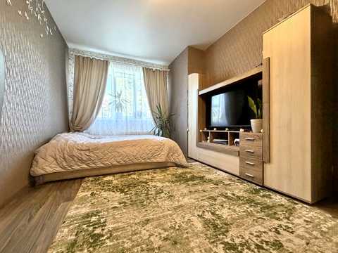 квартира за адресою Кленова вул., 45-А