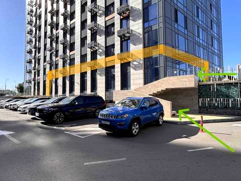 комерційна за адресою Академіка Заболотного вул., 1-Б