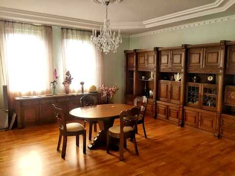 будинок за адресою с. Басівка, Щаслива вул., 8