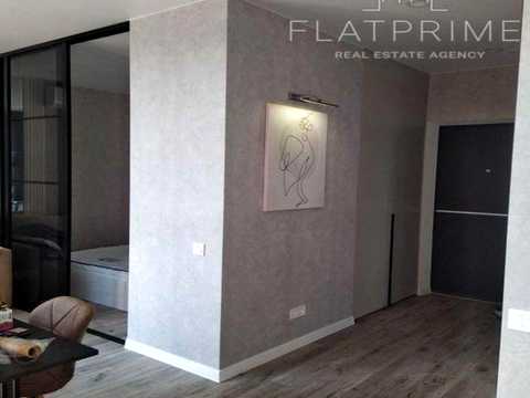 квартира за адресою Набережно-Рибальська вул., 27