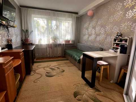 квартира за адресою Дмитра Чижевського вул. (Петра Чаадаєва), 3