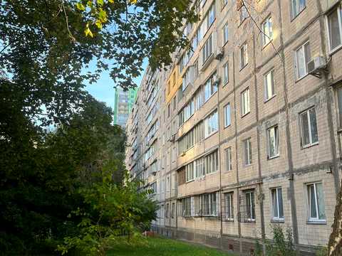 квартира за адресою Дмитра Чижевського вул. (Петра Чаадаєва), 3