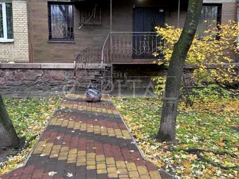 комерційна за адресою Григорія Чупринки вул. (Чудновського), 8