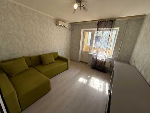 квартира за адресою Леоніда Бикова бульв., 6