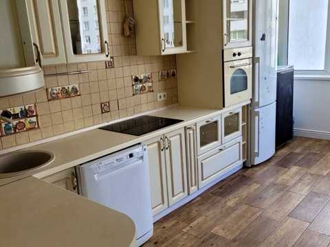 квартира за адресою Драгоманова вул., 6/1
