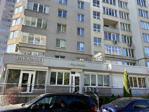 комерційна за адресою Сумська вул., 10
