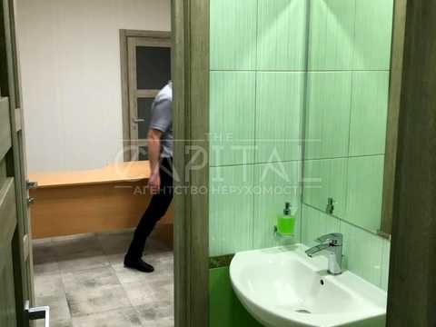 комерційна за адресою Харківське шосе, 19-А