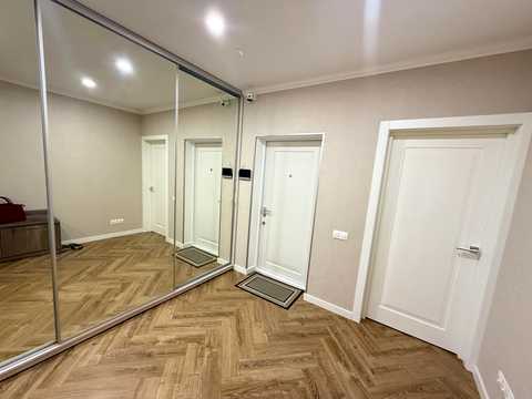 квартира за адресою Європейського Союзу просп. (Правди), 45