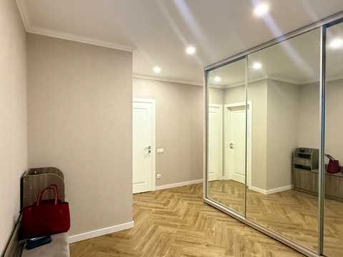 квартира за адресою Європейського Союзу просп. (Правди), 45