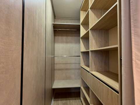 квартира по адресу Краснова ул., (65 перлина)