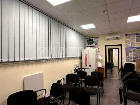 комерційна за адресою Архітектора Вербицького вул., 19