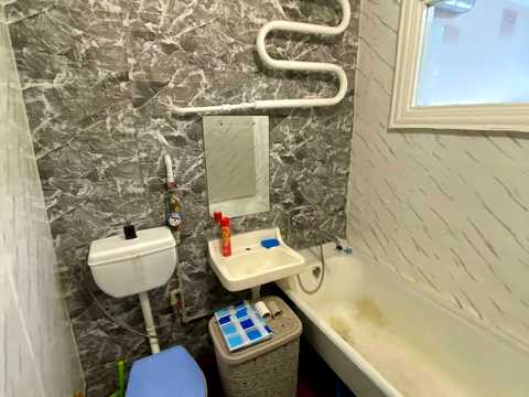 квартира за адресою Кам'янецька вул., 75