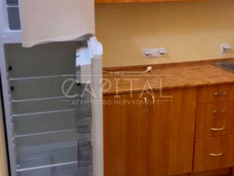 комерційна за адресою Срібнокільська вул., 3-Б