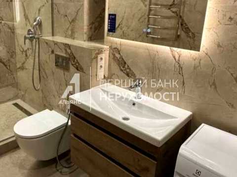 квартира за адресою Краснова вул., 1-В