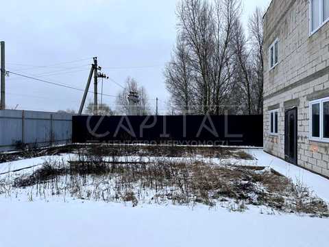 комерційна за адресою Садова вул., 23