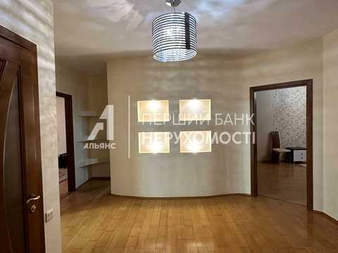 квартира за адресою Незалежності вул. (Армійська), 23