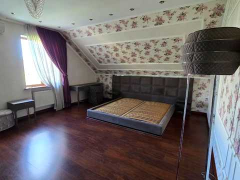 будинок за адресою с. Чайки, Малишка вул.