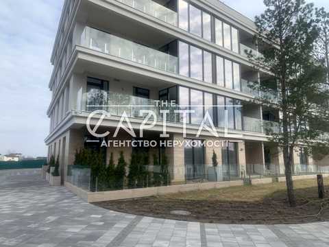 комерційна за адресою Паркова вул., 19
