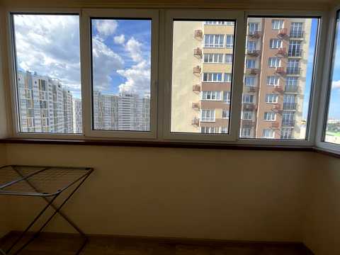 квартира за адресою Андрія Аболмасова вул. (Панельна), 4