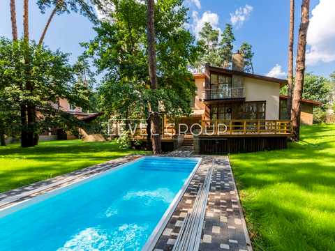 будинок за адресою Лісова вул.
