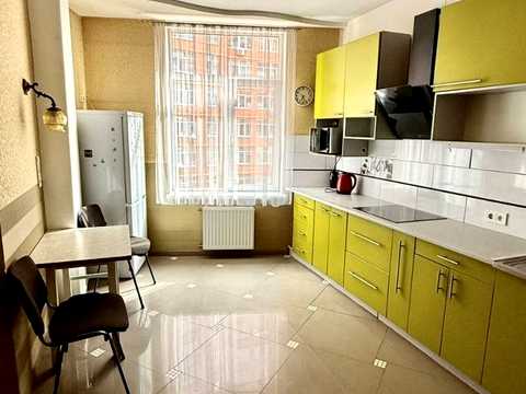 квартира за адресою Олександра Свіща вул. (Середня), 24 к3