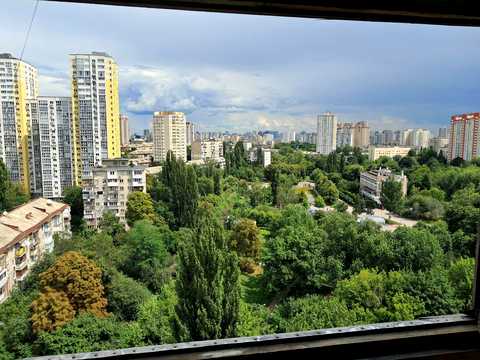квартира за адресою Миколи Василенка вул., 13