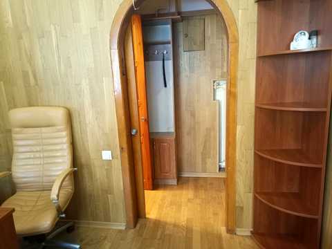 комерційна за адресою Велика Житомирська вул., 17/2