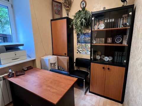 комерційна за адресою Івана Франка вул., 16/2
