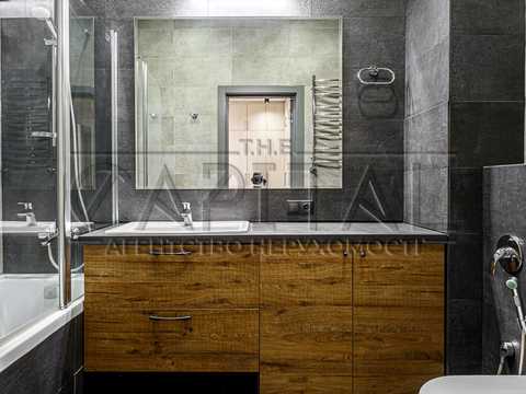 квартира за адресою Андрія Верхогляда вул. (Михайла Драгомирова), 2-А